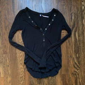 Black buttoned long sleeve